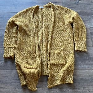 LLove chunky knit open cardigan. Size M/L